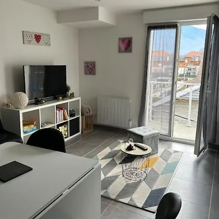 Cosy Avec 1 Place De Parking Privee *